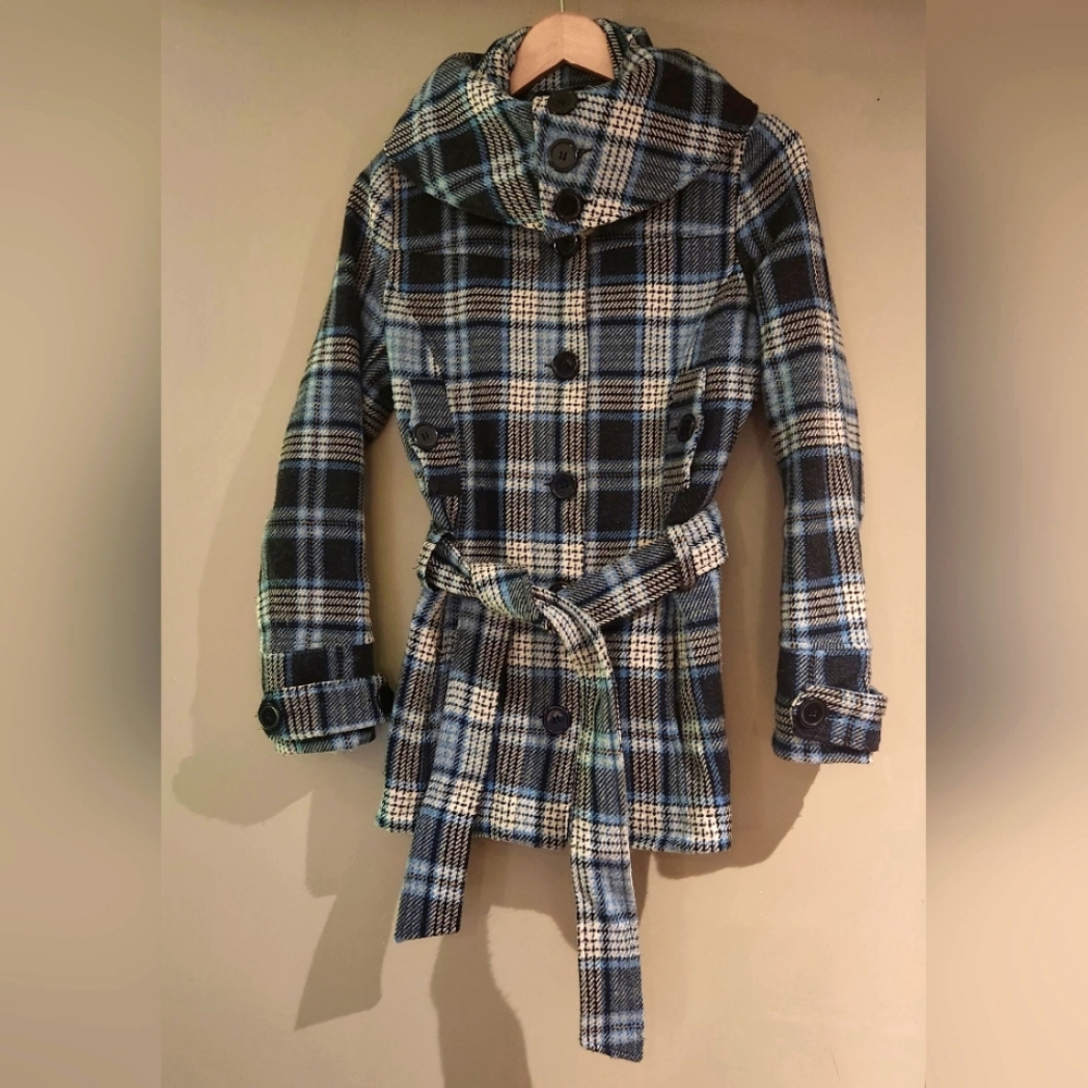 Digital Clothing Blue- White- Black- Zipper coat with button up and belt.